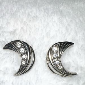 AVON Vintage 1980s Silver Crescent Moon Rhinestone Stud Earrings